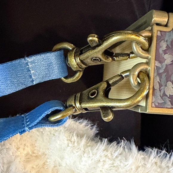 Disney Fantasy Springs Tokyo Mini Snack Case - Picture 8 of 8